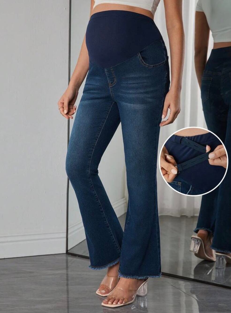 Old Navy Maternity Boot-Cut Jeans Full Panel Size 4 Regular/Standard Dark Wash